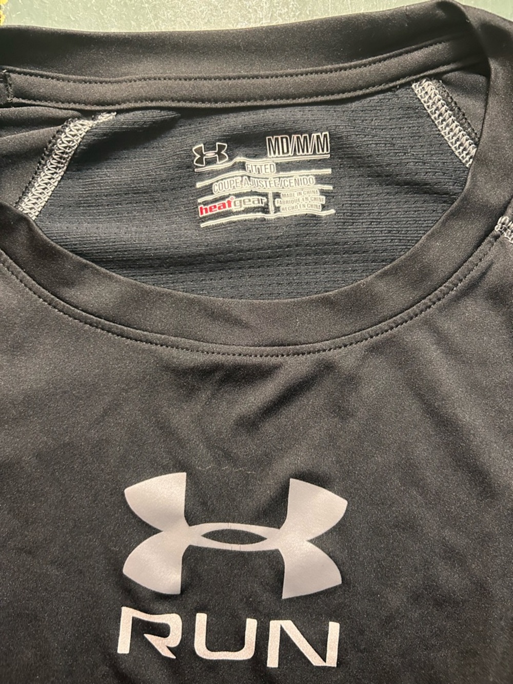 Under Armour HeatGear Long Sleeve Shirt Men’s Medium Black RUN Athletic